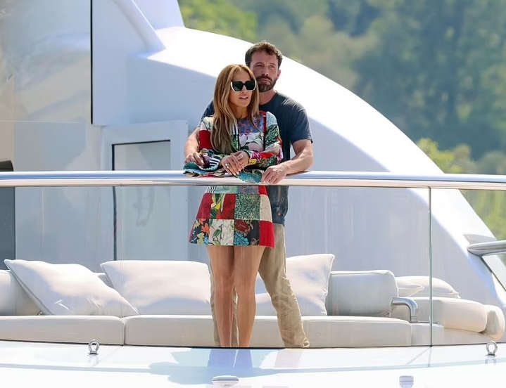 Jennifer Lopez ve Ben Affleck Çiftinin Aşk Paylaşımları